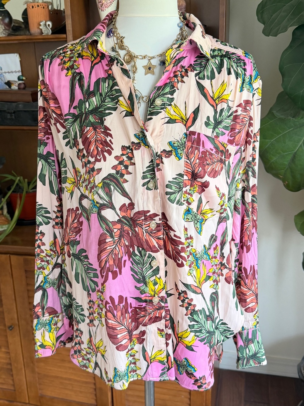 Free People Tropical Butterfly Floral Pink Silky Button-Front Blouse Shirt S